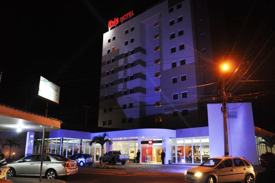 ibis Feira de Santana Hotel Bagian luar foto