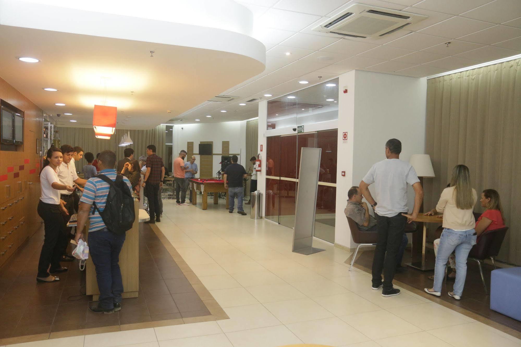 ibis Feira de Santana Hotel Bagian luar foto