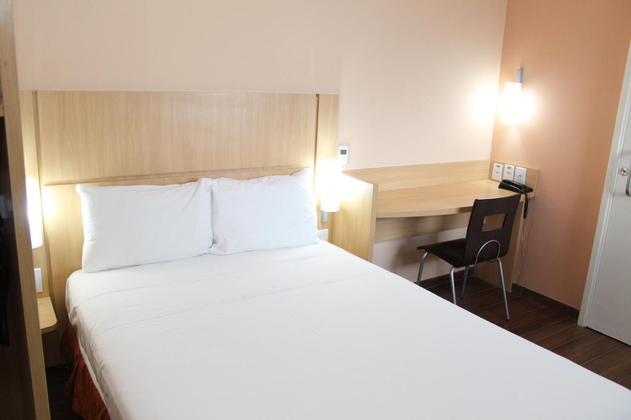 ibis Feira de Santana Hotel Bagian luar foto