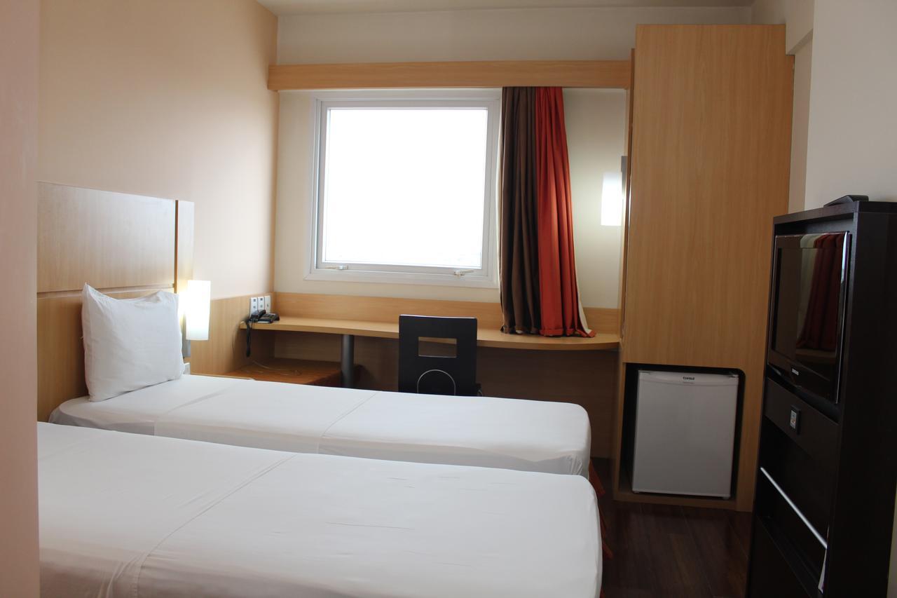 ibis Feira de Santana Hotel Bagian luar foto