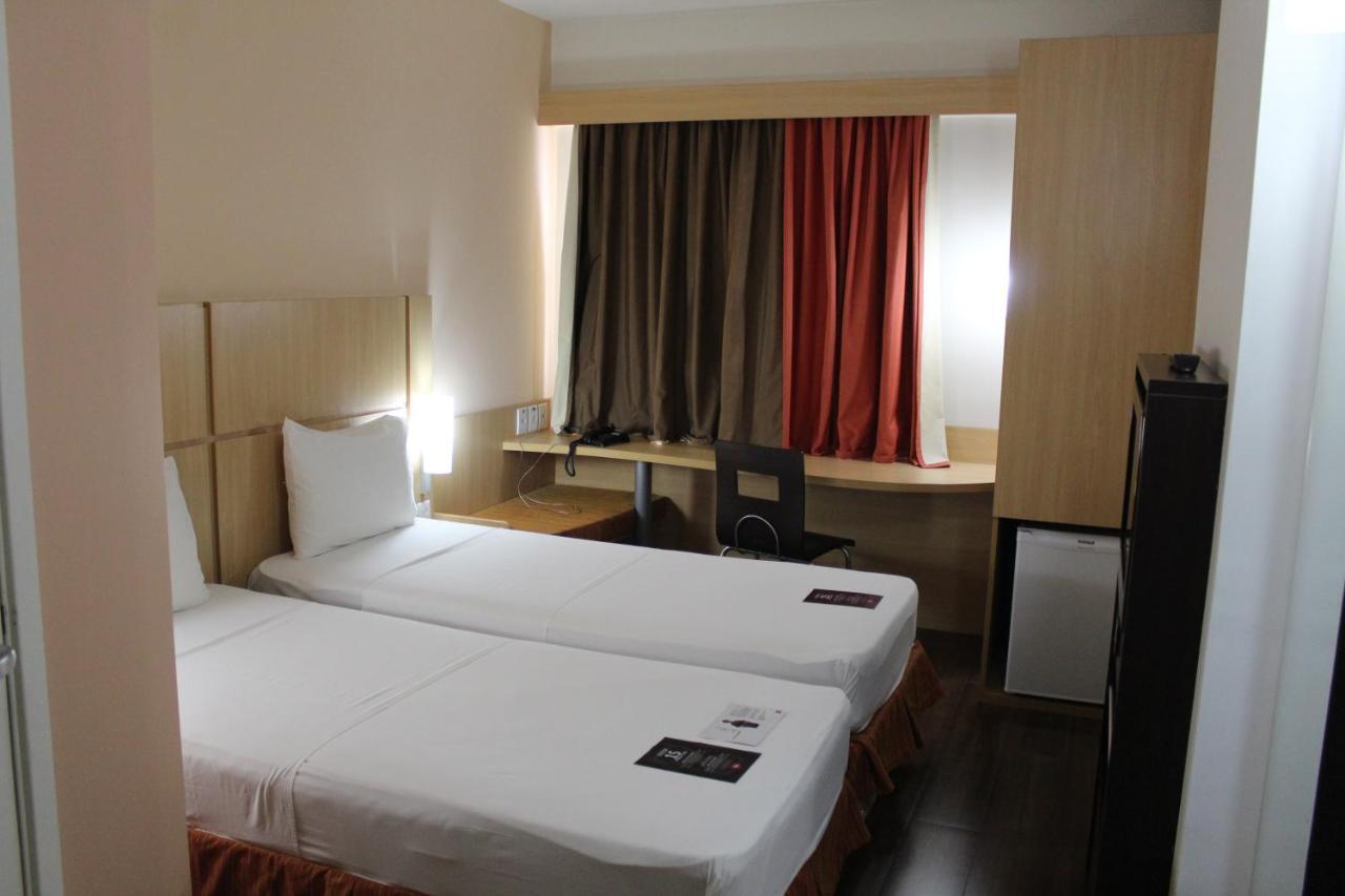 ibis Feira de Santana Hotel Bagian luar foto